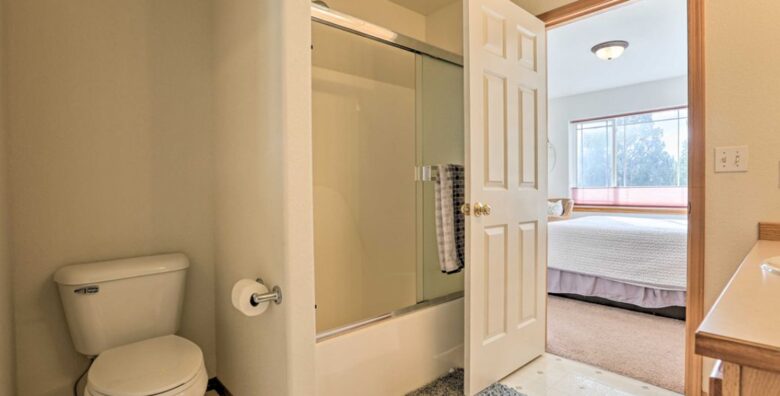 full bathroom
