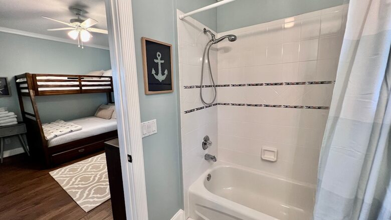 Refined Key West-Style Home Near Downtown Jensen Beach - Jensen Beach, Florida