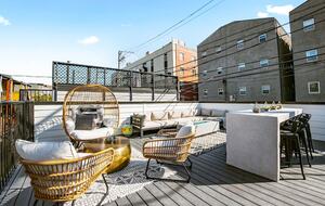 Urban Sophistication with Private Outdoor Living - Chicago, Illinois