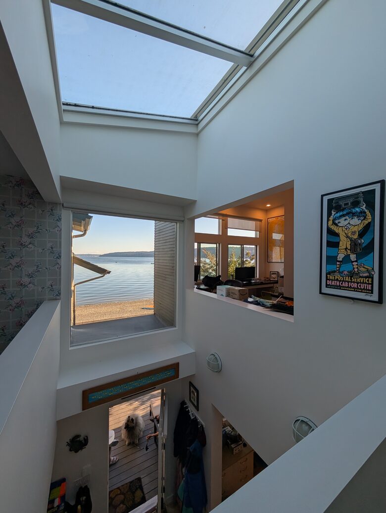 Upstairs balcony