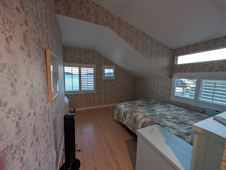 Guest bedroom B