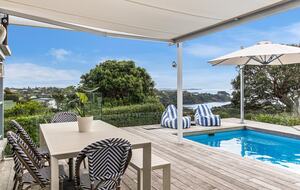 Waiheke Island Living with Pool and Hot Tub - Waiheke Island, New Zealand