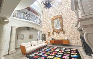 Hacienda-style sanctuary with pool, lush courtyard, and gourmet kitchen. - San Miguel de Allende, Mexico