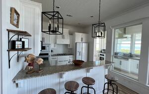 Refined Coastal Escape Overlooking Crystal Beach - Bolivar Peninsula, Texas