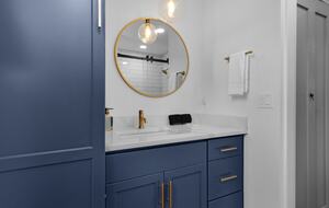 Bathroom 1 of 2