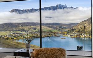 Architectural Masterpiece with Panoramic Lake and Mountain Views - Queenstown, New Zealand