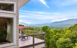Rhinestone Retreat | A Stylish Mountain Escape Inspired by Dolly - Gatlinburg, Tennessee