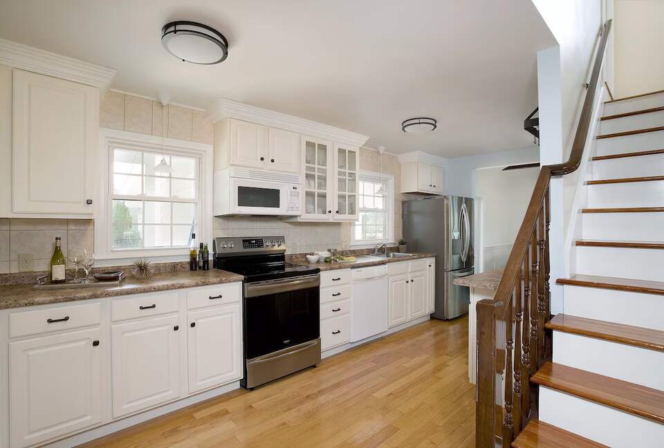 Cape Cod Compound | Two Premier Homes, One Iconic Destination - Orleans, Massachusetts