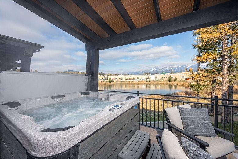 Upscale Escape Near Glacier National Park - Whitefish, Montana
