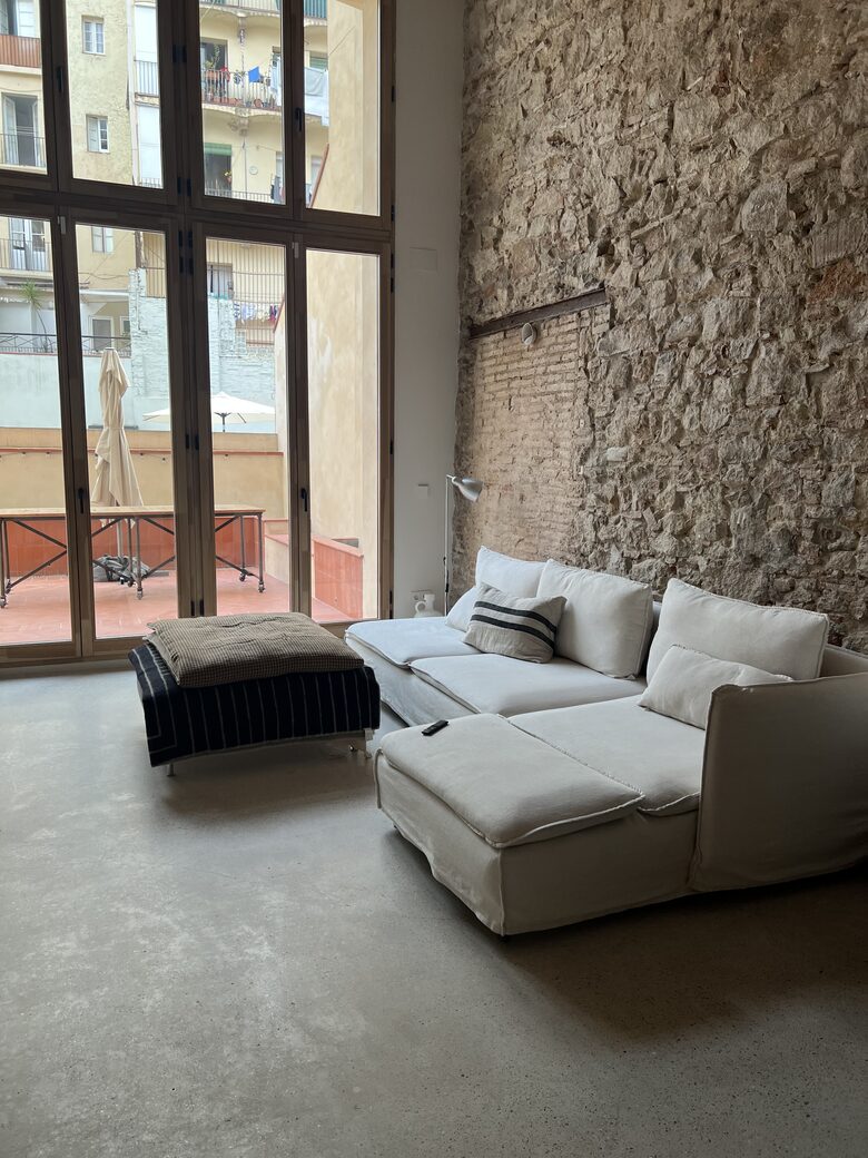 Living room with 75-inch 4K TV
