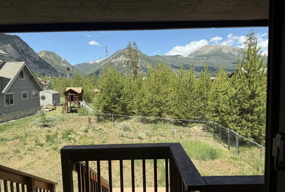 Elegant Alpine Escape in the Heart of Summit County - Frisco, Colorado