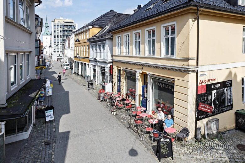 Spacious City Apartment in Bergen’s Most Picturesque Neighborhood - Bergen, Norway