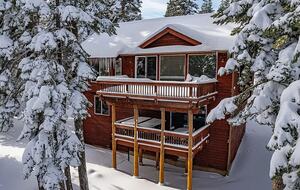 Exquisite Tahoe Rim Trail Haven - Tahoe City, California