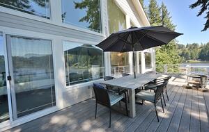 South Tenmile Lake Waterfront Retreat - Lakeside, Oregon