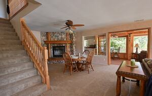 South Tenmile Lake Waterfront Retreat - Lakeside, Oregon
