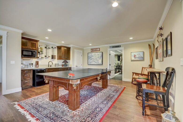 Elegant Midway Retreat with Alpine Views Close to Deer Valley Ski Resort - Midway, Utah