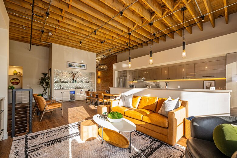 Historic Elegance Steps from Ski Access | Est 1878 - Ogden, Utah