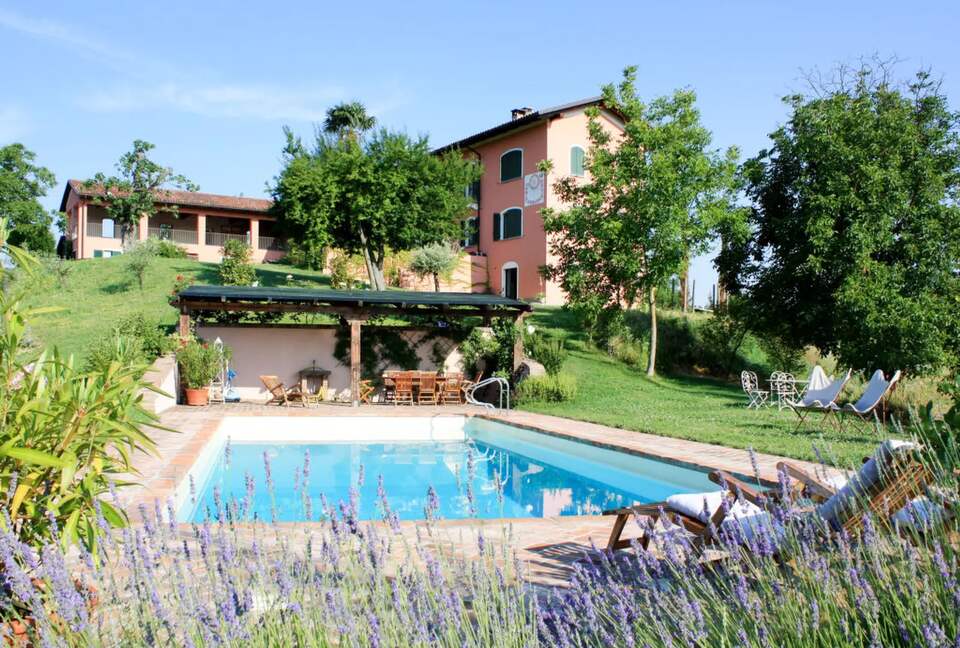 Luxury Wine Country Villa with Panoramic Vineyard Views - Soglio, Italy