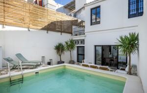 Luxurious Moroccan-Style Villa with Panoramic City Views - Seville, Spain