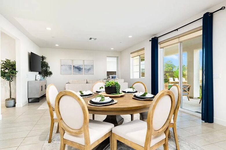 Desert Serenity with Mountain Views - La Quinta, California