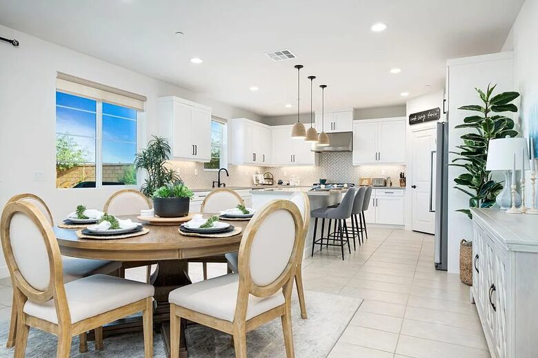 Desert Serenity with Mountain Views - La Quinta, California