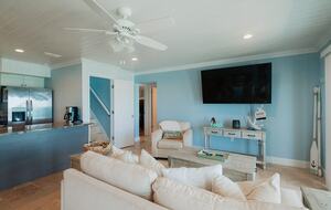 Island Views & Luxurious Comfort on Pelican Shores - Marsh Harbour, Bahamas