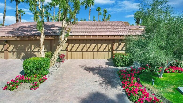Tranquil Desert Escape with Greenery & Water Views - Palm Desert, California
