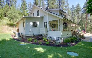 Storybook Serenity Near Coeur d'Alene - Coeur d'Alene, Idaho