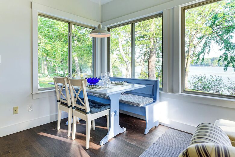Lakeside Elegance in Westford’s Gated Community - Westford, Massachusetts