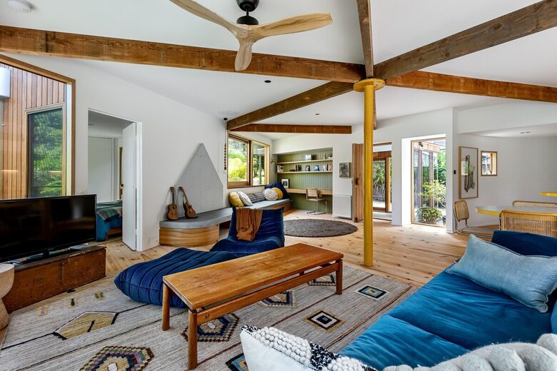 Architect’s Bushland Haven near Shoreham Beach - Shoreham, Australia