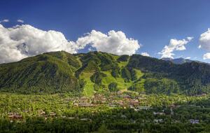 Elegant Aspen Escape Near Gondola - Aspen, Colorado