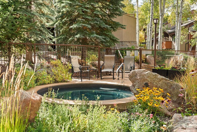 Alpine Elegance | Ski-In Mountain Condo in Snowmass Village - Snowmass, Colorado