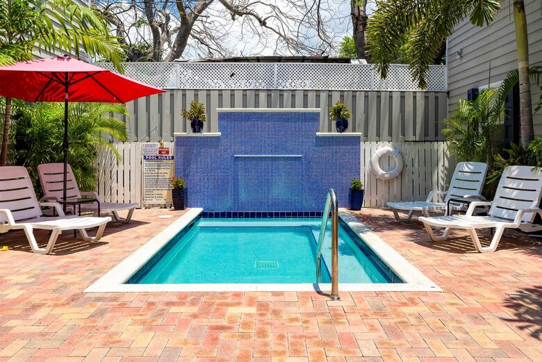 Tropical Elegance with Private Spa Escape - Key West, Florida