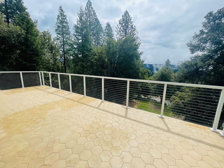 Quaker Hill Hideout | Renovated Forest Retreat Near Scotts Flat Lake - Nevada City, California