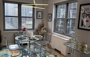 Elegant Midtown Manhattan Retreat Near Central Park - New York City, New York