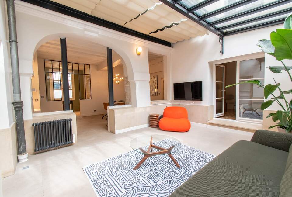 Parisian loft in the centre of Paris - Paris, France