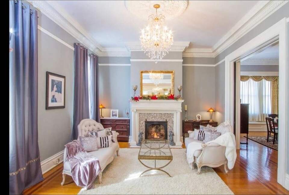 Historic Charm Meets Modern Comfort in Downtown Anderson - Anderson, South Carolina