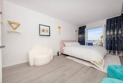 Bright & Airy Apartment Overlooking the Adriatic 2 - Novalja, Croatia