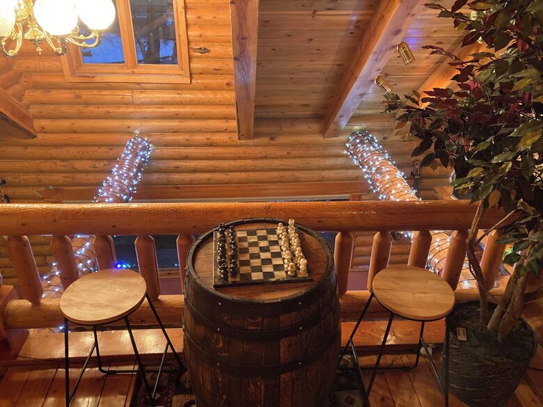 Splinter Shack Lodge | Charming Ski Log Cabin 20 minutes from Snowbasin! - Ogden, Utah