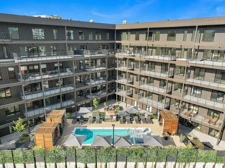 Southern Comfort | Downtown Nashville Luxury - Nashville, Tennessee
