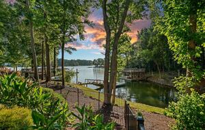 Sophisticated Waterside Escape on Lake Norman - Mooresville, North Carolina