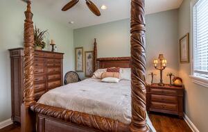Exquisite Tampa-Area Oasis with Resort Amenities - Lutz, Florida