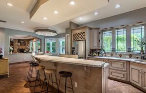 Exquisite Tampa-Area Oasis with Resort Amenities - Lutz, Florida