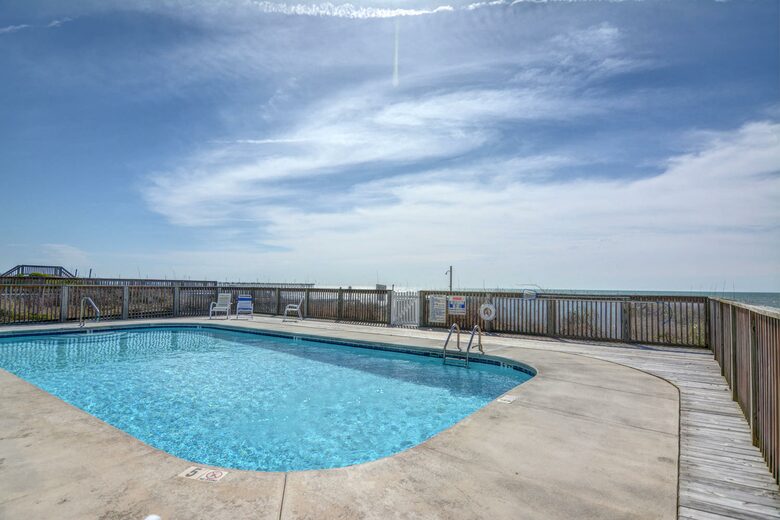 Oceanfront- Heated Pool! Private & Hot Tub - North Topsail Beach, North Carolina