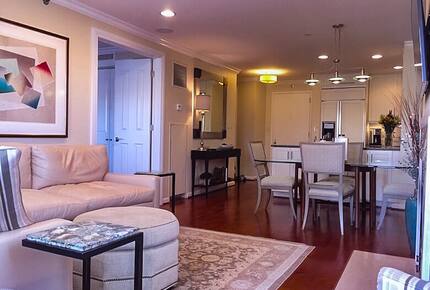 Washington DC Condo - Washington, Washington DC