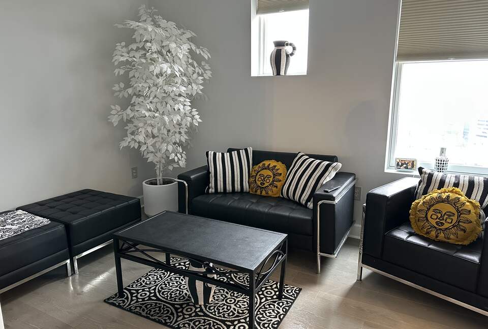 Guest bedroom