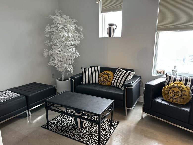Guest bedroom