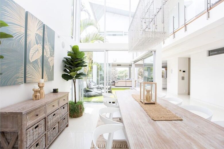 Oceanfront Elegance in Salt Village - Kingscliff, Australia