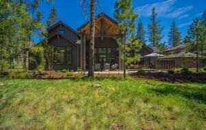 Handcrafted Comfort in Oregon’s High Desert - Sunriver, Oregon
