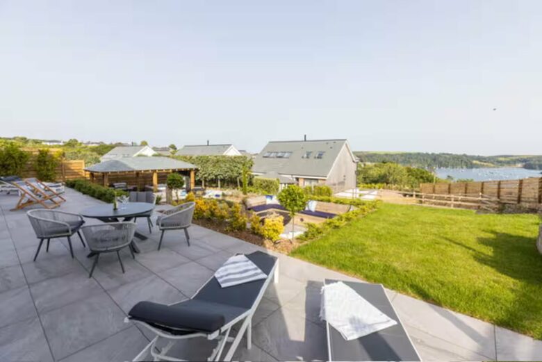 A Contemporary Haven on the Roseland Peninsula - Saint Mawes, United Kingdom